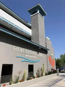 Riverleaf Inn Mission Valley - 24