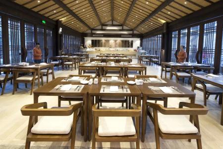 Ven Courtyard - 36