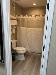 Lantern Light Inn - Romantic Getaway - 30