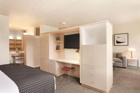 Aspen Meadows Resort - 35