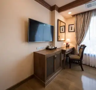 Peak Nimman Prestige - 3
