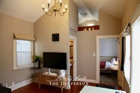 The Devereux Boutique - 70