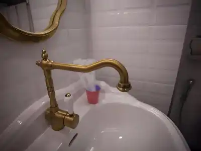 First House - 7