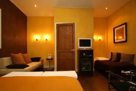 Hôtel des Arceaux - 34