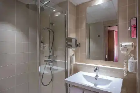 Best Western Plus Hôtel Richelieu - 80