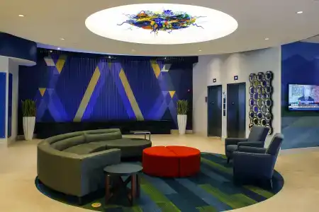 Holiday Inn Express & Suites Louisville Downtown by IHG - 20