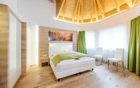 MyPARADIES - 2