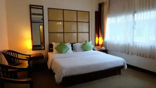 Grand Business Inn - 110