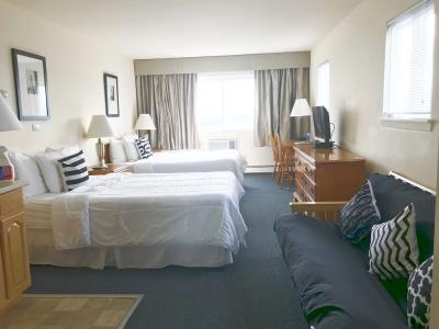 Ocean Surf Resort - 28