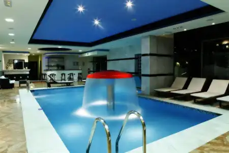 Mare Boutique - Adults Only - 14
