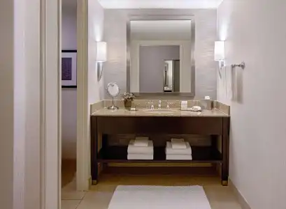 DoubleTree by Hilton Houston - Greenway Plaza - 37