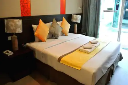 Al's Resort - 9