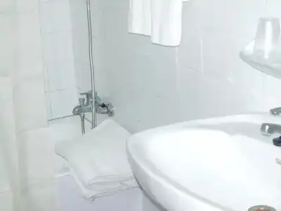 Zhimbad B&B by the sea - 12