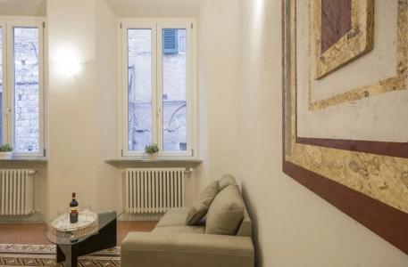 Regis Condo - 175