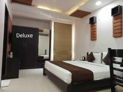 Yash Regency - 31