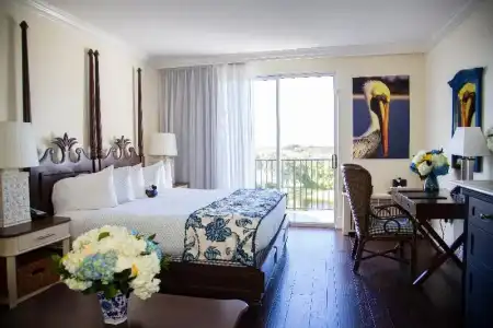 Inn at Pelican Bay - 51