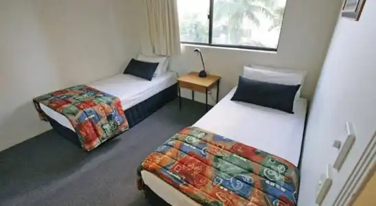 Burleigh on the Beach Holiday Apartments - 2