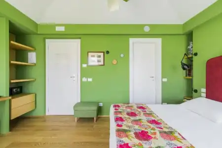 Rarity Suites - 75