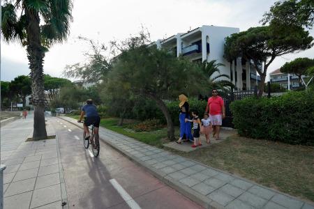 Pins Platja Apartments - 19