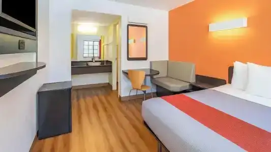 Motel 6 Carlsbad, CA Beach - 44