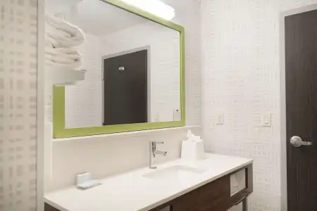 Hampton Inn & Suites Tulsa/Central - 44