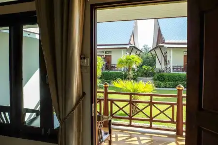 Bhu Tarn Koh Chang Resort and Spa - 60