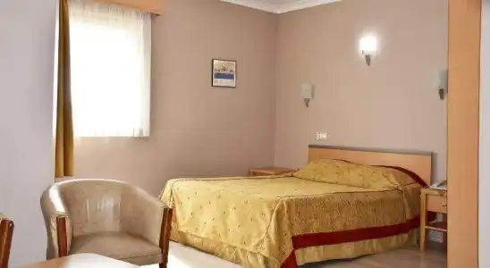 Otel AMİLLER - 4