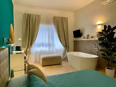 Le Coq Suites - 25