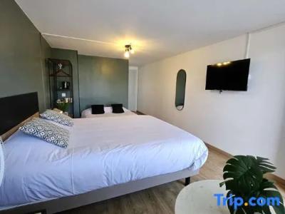 Campanile Chartres - 45