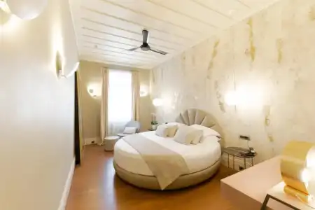 Castellano & Suites - 24