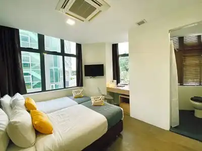 Dash Living on Mackenzie - 100