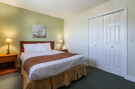 Oasis Inn - 69