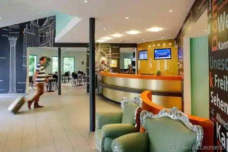 ibis Styles - 8