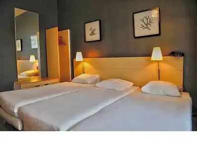 Hôtel Aviation - 59