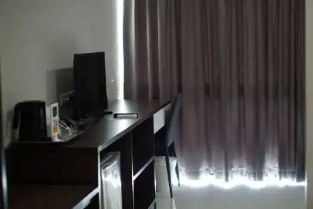 SR Residence - 18