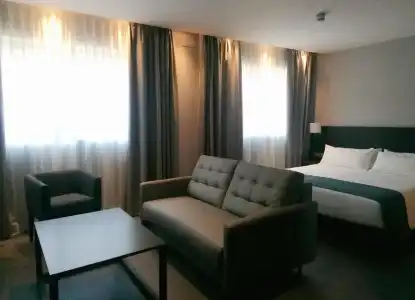 HG City Suites Barcelona - 43