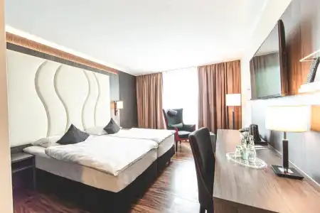 Plaza Inn Grevenbroich - 48
