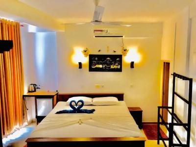 Mirissa Beach Inn - 77