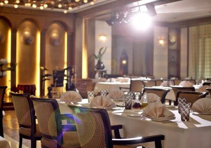 Al Ain Rotana - 17