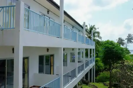 Thaniza Beachfront Resort - 11