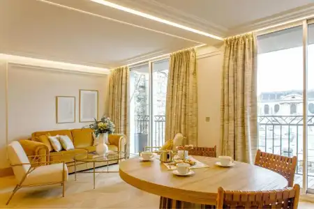 Hôtel Madison - 98