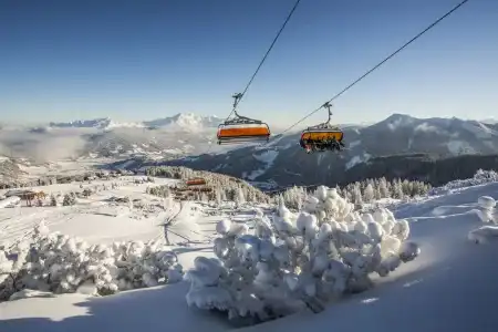 Almdorf Flachau - Luxus Hüttenurlaub - 21