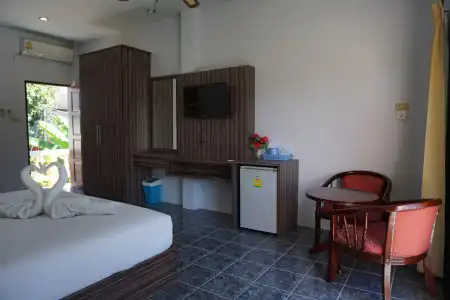 The Coconut Resort - 3