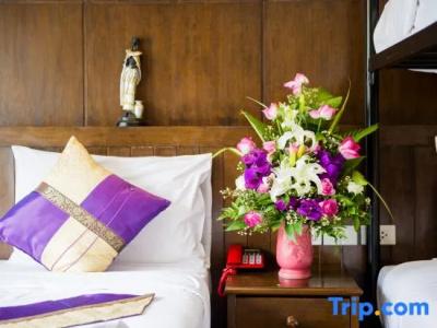 Thai Siam - 23