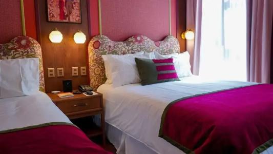 Boutique Castillo Rojo - 93