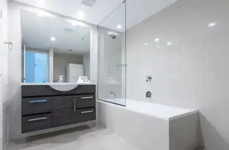Bay Royal Apartments - 202