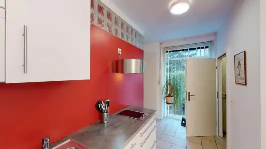 Unique Serviced Living at Airport Line - 60