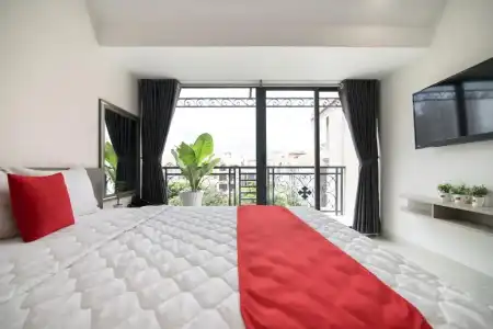 Bin Bin 7 - Near Ton Duc Thang University - 79