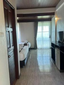 The Sea At Lanta - 36