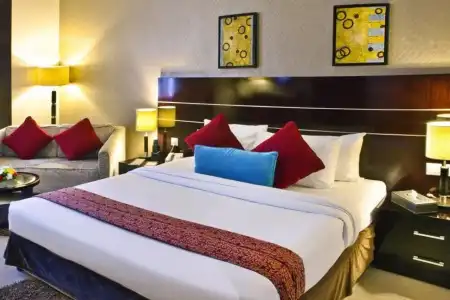 Landmark Riqqa Dubai - 17